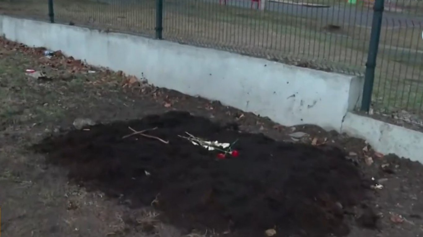 Гроб до училище и детска градина в София стряска деца (видео)