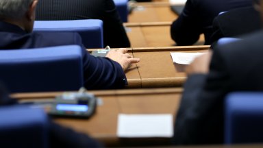 Държавният глава оспори промените с които се възстановяваше временно работата