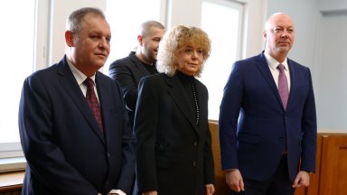 Чолаков припомни че преди две години при друга церемония в