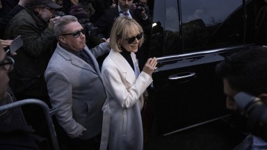 Съдебните заседатели определиха Тръмп да плати на ищцата обезщетение в