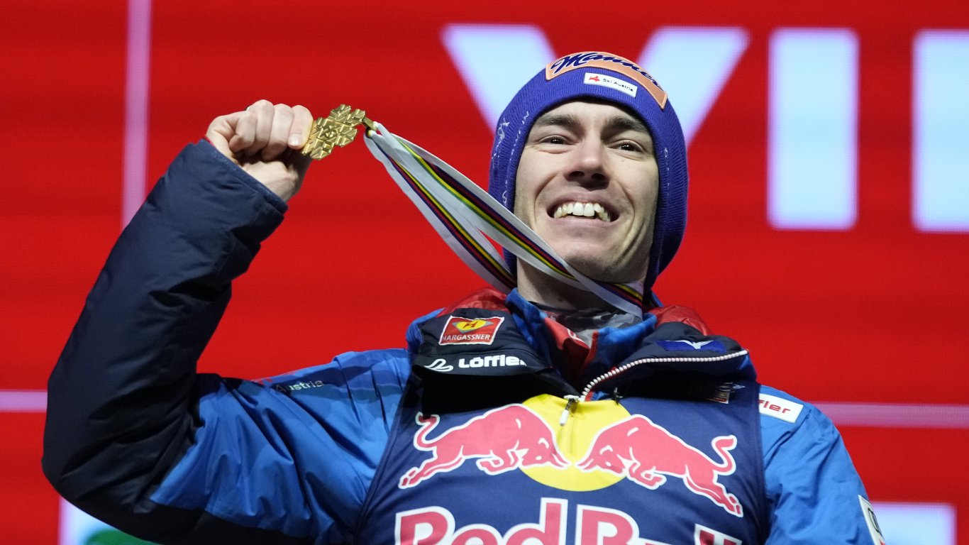 Щефан Крафт най-сетне успя да стигне световния връх в ски полетите