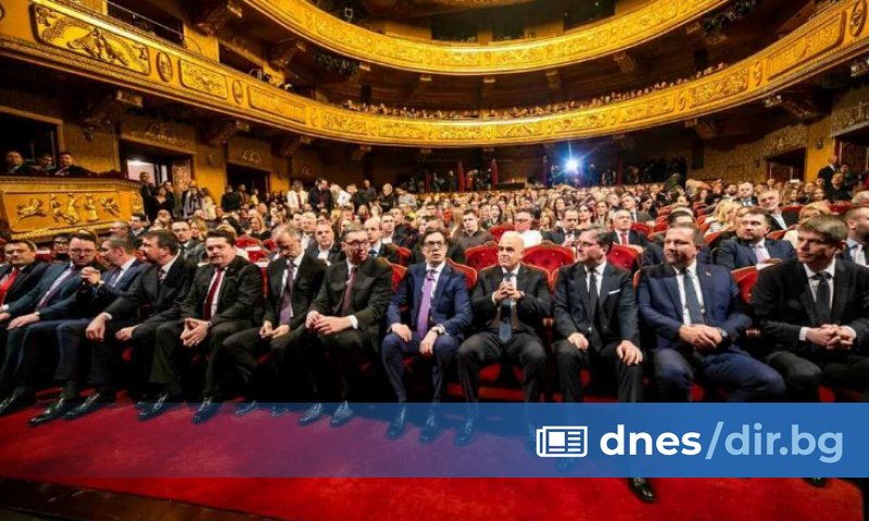 Не се страхувам да кажа, че македонците са ни най-близкият