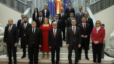 Избраха първия албанец - премиер на Северна Македония (видео/снимки)