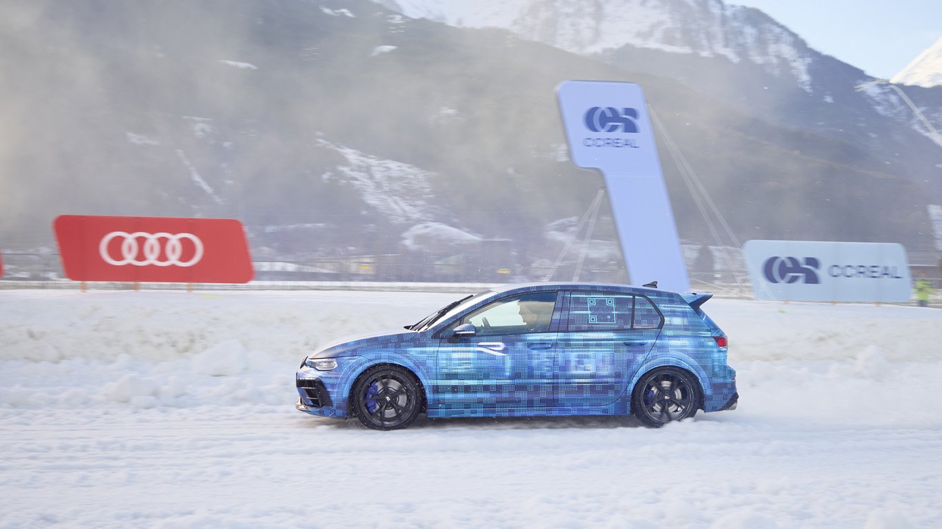 Volkswagen разкри новия Golf R на Леденото състезание в Австрия