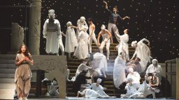 Оперно-театрална приказка "Красива птичка с цвят зелен" с премиера в Стара Загора