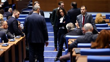 До поправката се стигна въпреки приетите през декември промени в