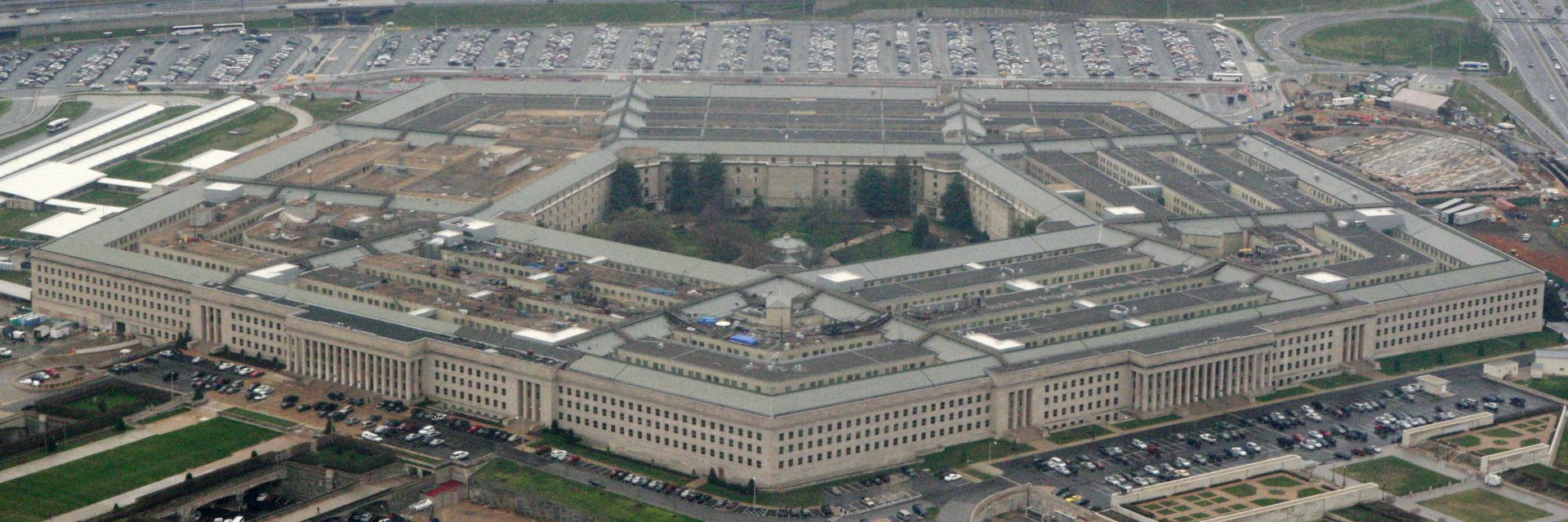 Пентагонът ще добави към арсенала на американската армия 2 модела дронове 