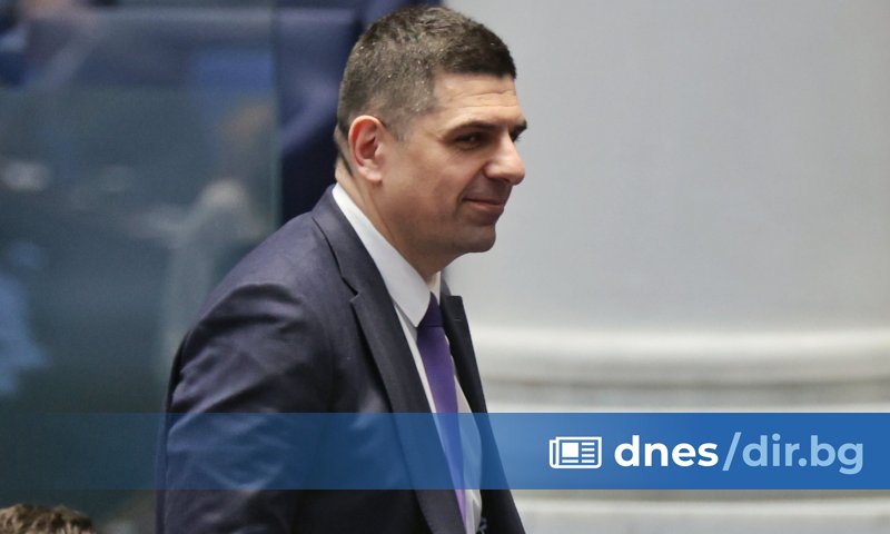 Мирчев каза по бТВ снощи, че регулаторите не работят и