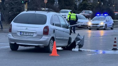 Четирима души са ранени при 21 катастрофи в София