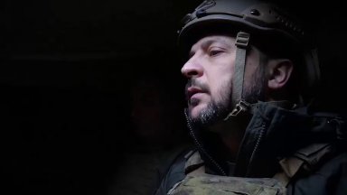 За мен е чест да съм тук днес Да подкрепя