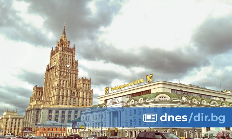 В интервю за руския в. Комерсант Халперин обвини министъра на