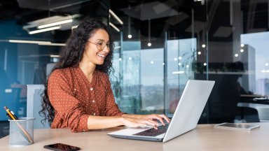 Висшето училище по телекомуникации и пощи е единственото държавно висше