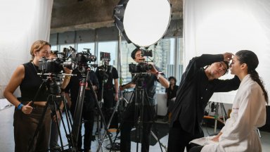 Седмицата на модата в Ню Йорк: Carolina Herrera показа изчистени тоалети, a Тори Бърч есенно-зимната си колекция