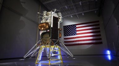 Американски частен апарат беше успешно изстрелян към Луната 