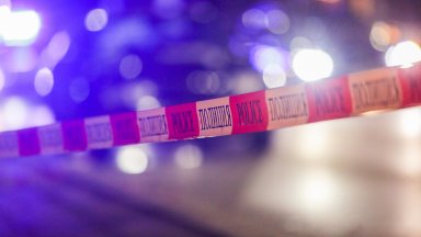 Маскиран мъж откри стрелба в полунощ край дискотека между Хасково