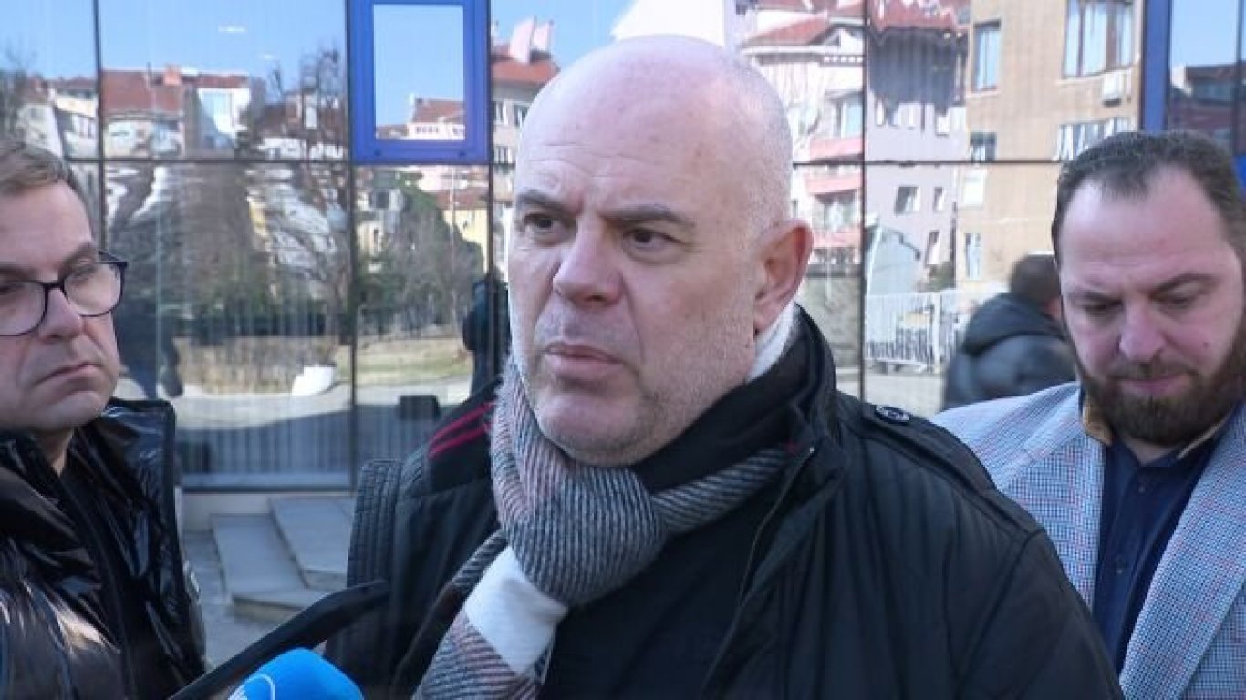 Гешев: Не познавам Нотариуса, призовавам да направят комисия и за Алексей Петров