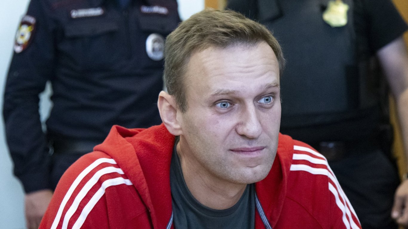 Затворник от "Полярен вълк" пред "Новая Газета": Навални почина много по-рано