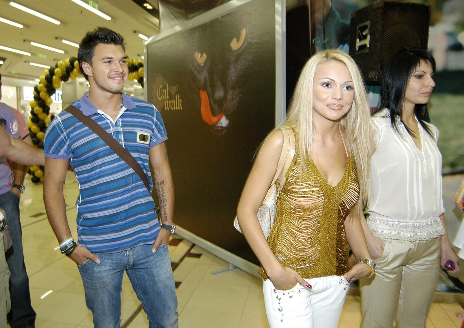 Валери харесал Алисия, след като я видял на екрана