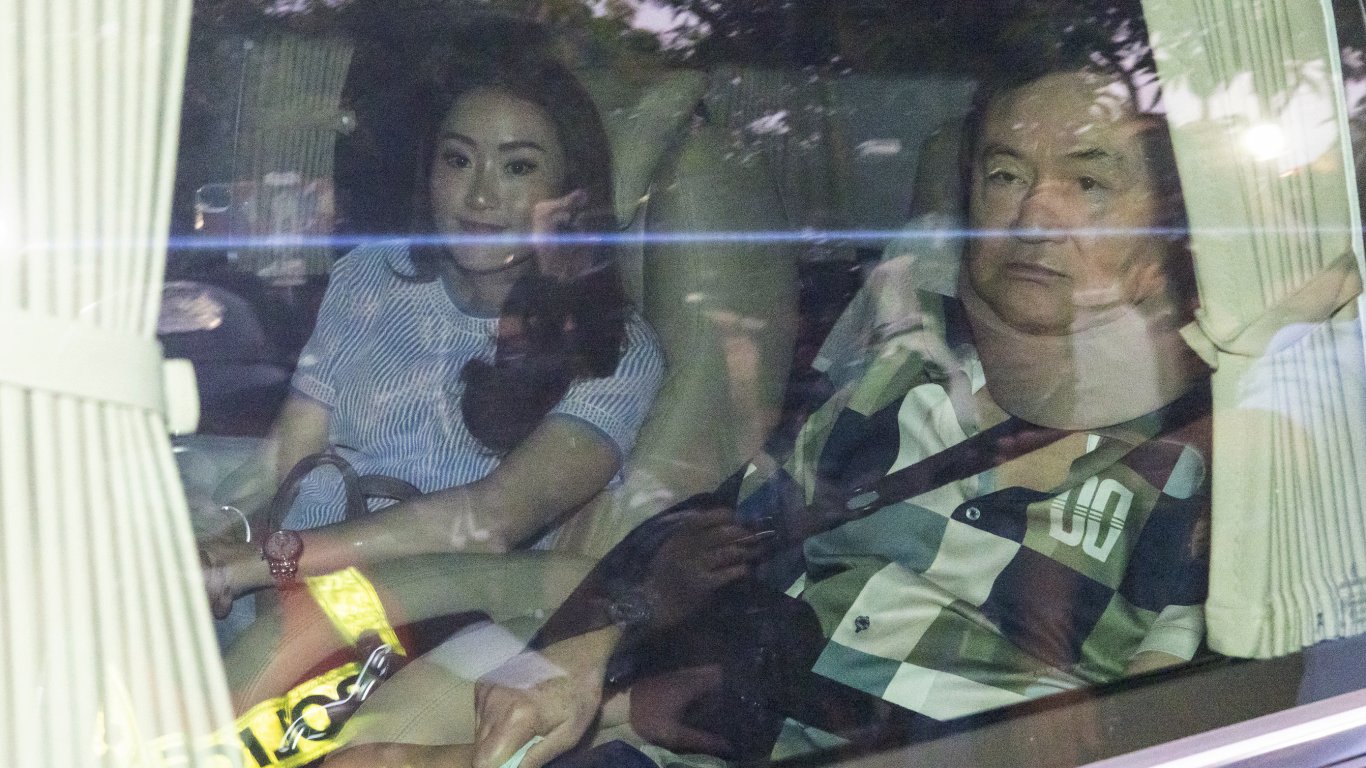 Бившият премиер на Тайланд Таксин Шинаватра излезе на свобода предсрочно 