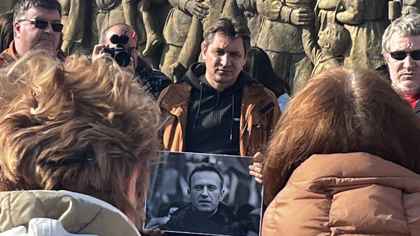 В Бургас се поклониха пред паметта на Алексей Навални