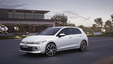 Volkswagen стартира продажбите на обновения Golf с юбилейно издание