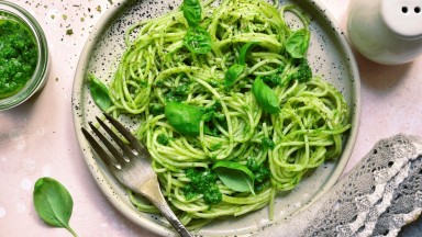 Зелени спагети с тайна съставка