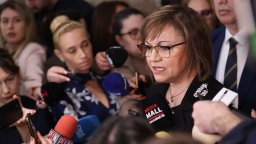 Нинова: Партиите, които щяха да изчегъртват ГЕРБ, предлагат същия модел и на Борисов 