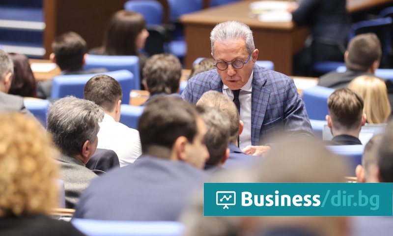 Спорове предизвика проектът на решение, предложен от Атанас Атанасов, Кирил