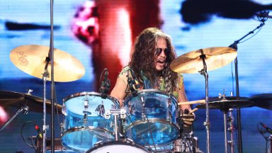 Американски съд прекрати делото срещу вокалиста на Aerosmith 