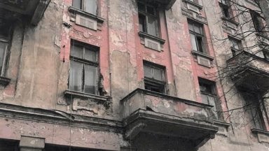 Възстановяват емблематичния хотел "Париж" в центъра на София