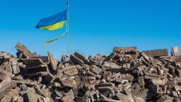 "Политико": Защо Западът губи Украйна