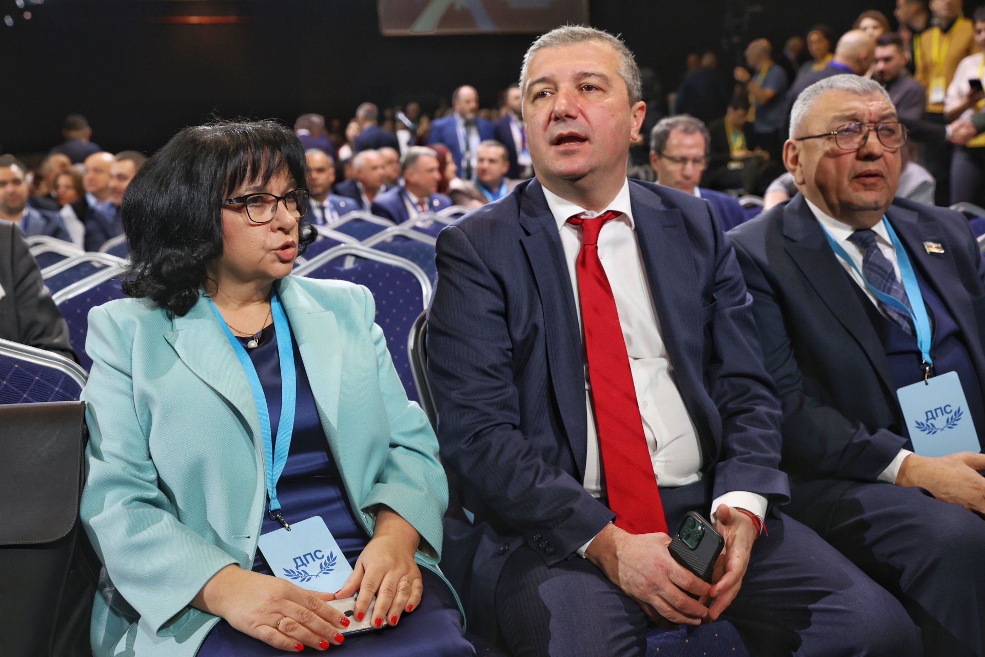 Теменужка Петкова и Драгомир Стойнев сред гостите на форума