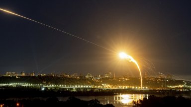 Произведените в Иран дронове са били свалени над осем региона