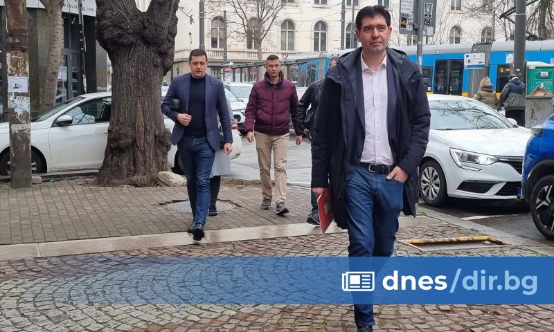 В неделя Националният съвет на партията взе решение до два