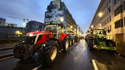 ЕС се споразумя за временни ограничения върху вноса на някои украински храни