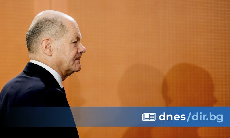 Предвидена е среща със студенти в университета Тунцзи и посещение