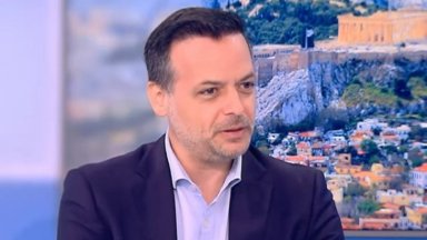 Това е забележително постижение за човек който има слаб политически