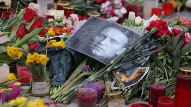 Десетки откази от погребални агенции и траурни зали за поклонението на Навални