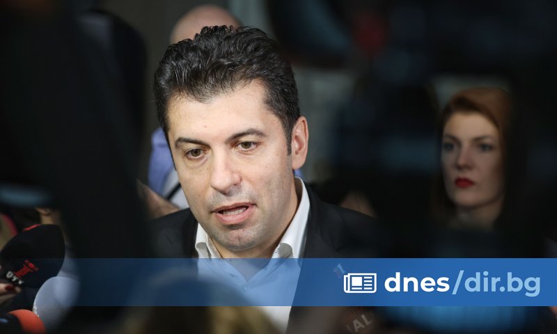 Réponse de Petkov à Borissov : Assez de discours théâtraux, il est temps de s'asseoir et de parler Réponse de Petkov à Borissov : Assez de discours théâtraux, il est temps de s'asseoir et de parler