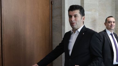 През почивните дни ПП ДБ започнаха преговори по предложения от ГЕРБ СДС