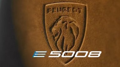 Peugeot разкри интериора на новото E-5008 с кратко видео