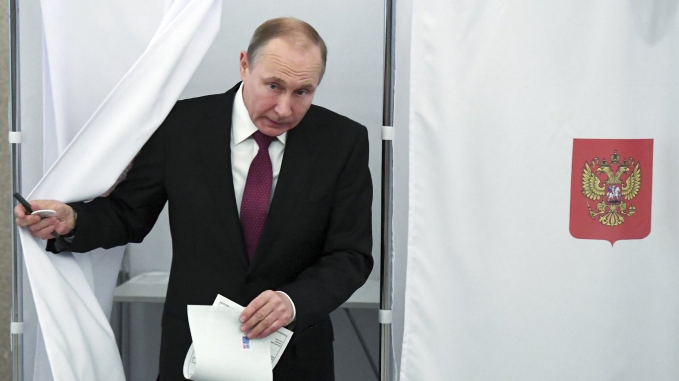 Путин призова избирателите да гласуват: Изключително е важно да продължим напред заедно
