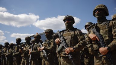 Войски на НАТО пресичат река Висла при голямо военно учение