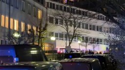 Заложническа криза в Германия: 65-годишна жена се барикадира в болница (видео)
