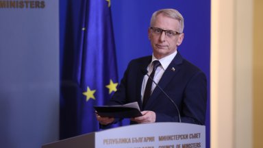 Това не е политическа игра това е спазване на дадена