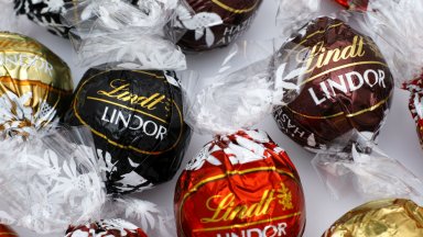 Цената на какаото вгорчи шоколадите Lindt