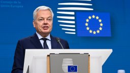  Бившият белгийски еврокомисар Дидие Рейндерс е обвинен в пране на пари