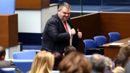Пеевски: След изборите може да се случи ние с Петков да управляваме, а Борисов да е в опозиция