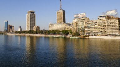 Централната банка на Египет вдигна лихвата с 6 пункта, а кабинетът договори с МВФ заем от $8 млрд.