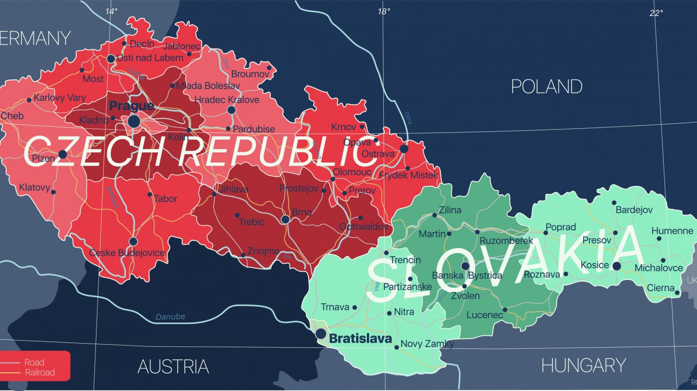 Военна помощ за Украйна скара правителствата на Чехия и Словакия